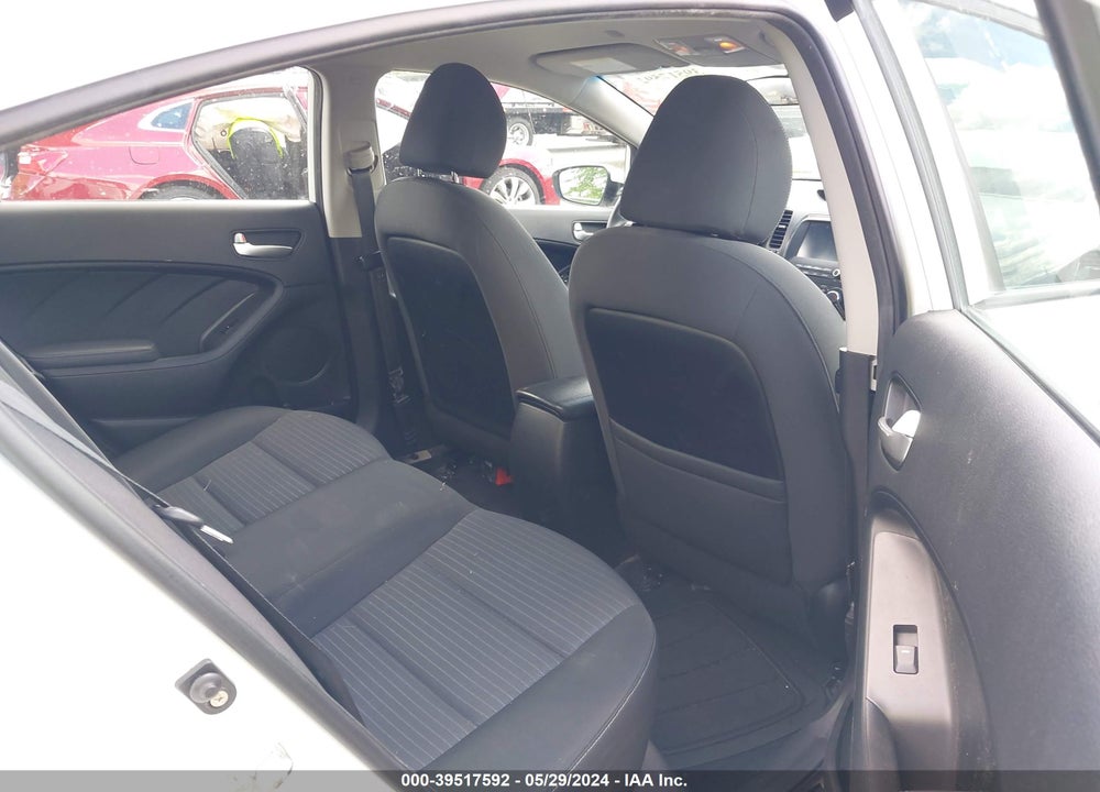 2018 KIA FORTE LX VIN: 3KPFL4A75JE256499