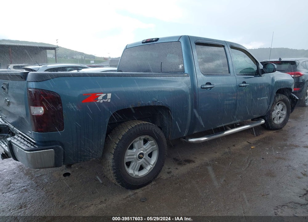 2011 CHEVROLET SILVERADO 1500 LTZ VIN: 3GCPKTE31BG236068