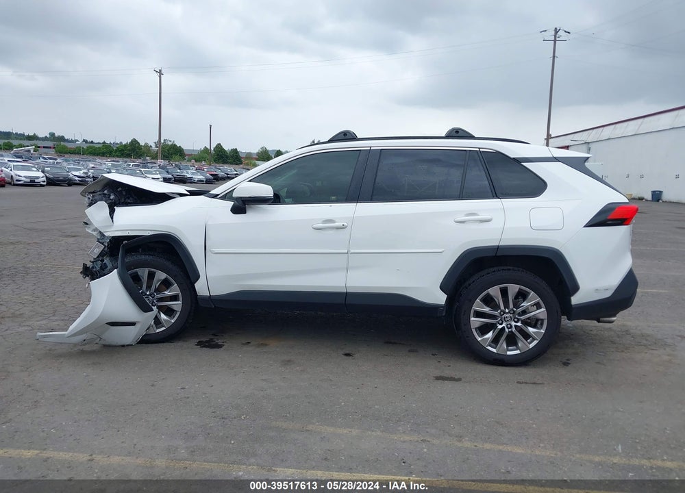 2020 TOYOTA RAV4 XLE PREMIUM VIN: JTMA1RFV6LD528616