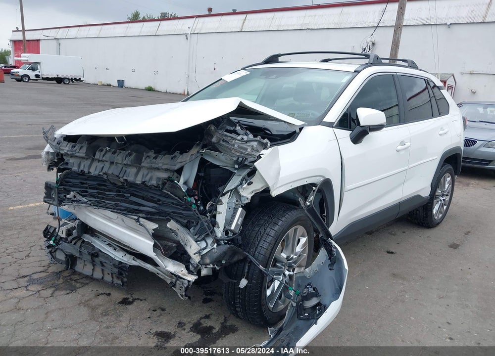 2020 TOYOTA RAV4 XLE PREMIUM VIN: JTMA1RFV6LD528616