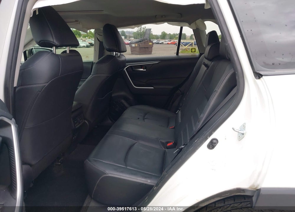 2020 TOYOTA RAV4 XLE PREMIUM VIN: JTMA1RFV6LD528616