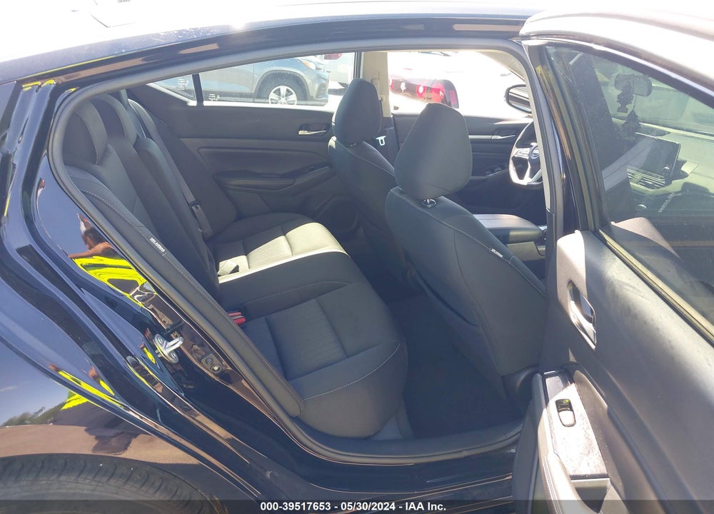 2021 NISSAN ALTIMA SV FWD VIN: 1N4BL4DV1MN400838