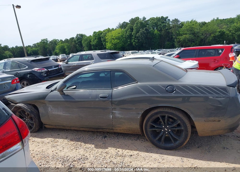 2018 DODGE CHALLENGER SXT PLUS VIN: 2C3CDZAG0JH311432