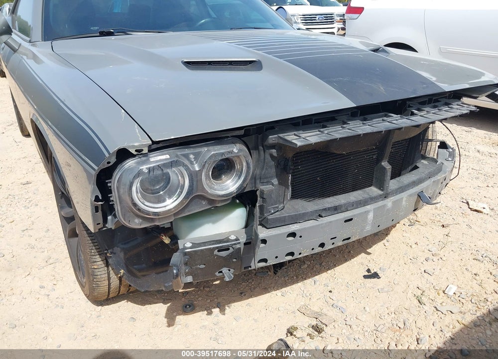 2018 DODGE CHALLENGER SXT PLUS VIN: 2C3CDZAG0JH311432