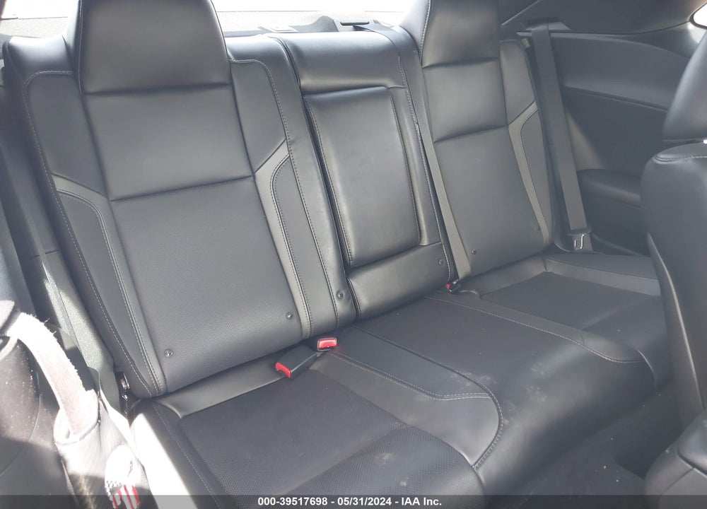 2018 DODGE CHALLENGER SXT PLUS VIN: 2C3CDZAG0JH311432