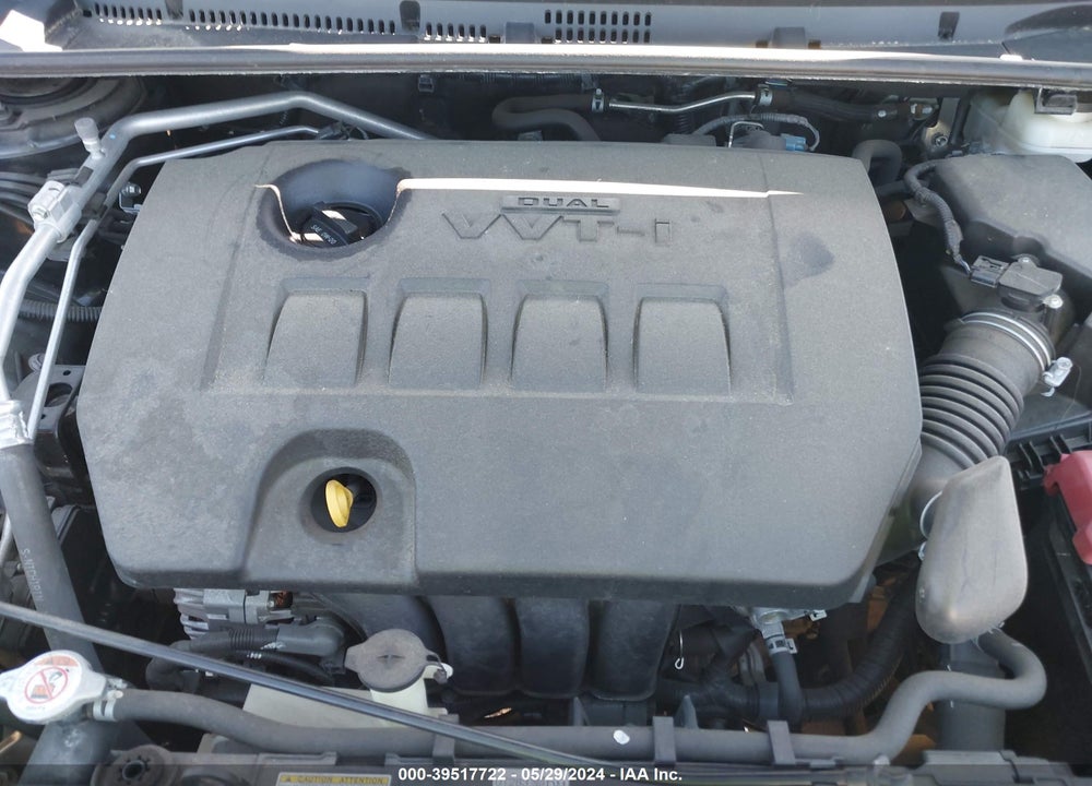 2019 TOYOTA COROLLA LE VIN: 2T1BURHE6KC177873