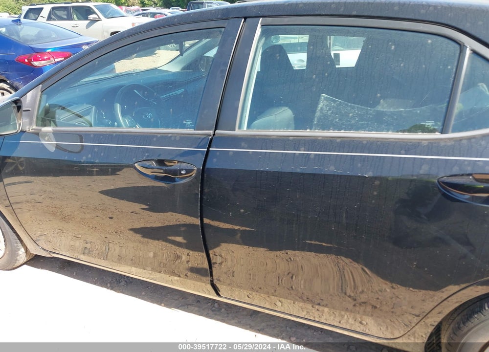 2019 TOYOTA COROLLA LE VIN: 2T1BURHE6KC177873