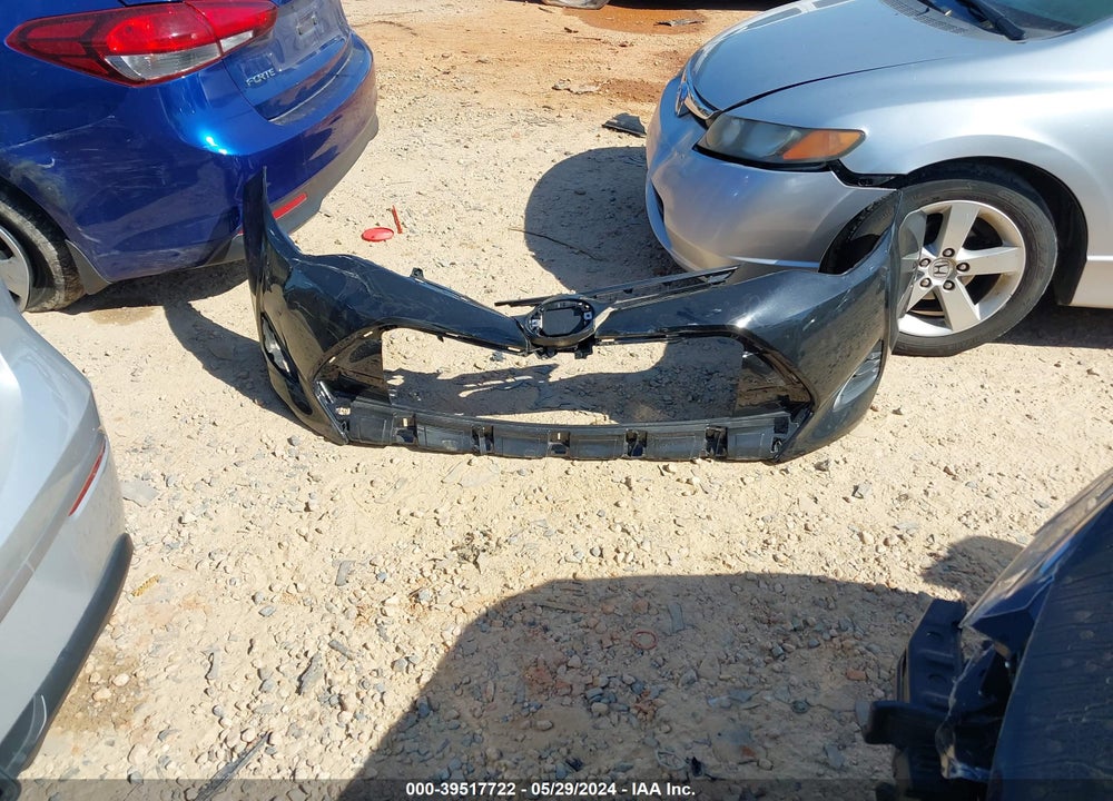 2019 TOYOTA COROLLA LE VIN: 2T1BURHE6KC177873
