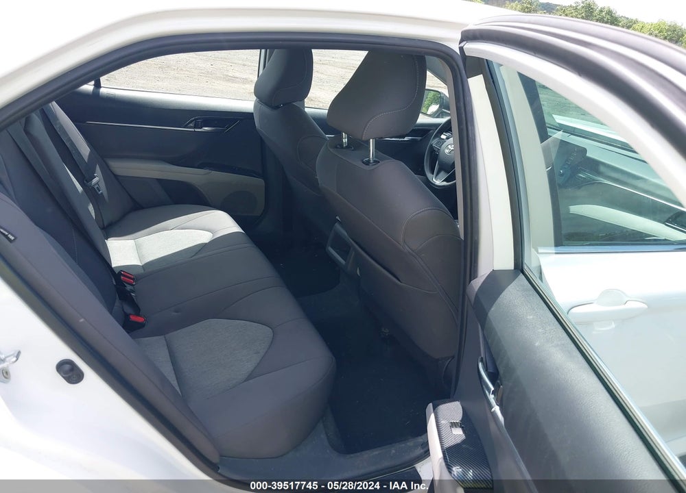 2022 TOYOTA CAMRY LE VIN: 4T1C11AK0NU673267