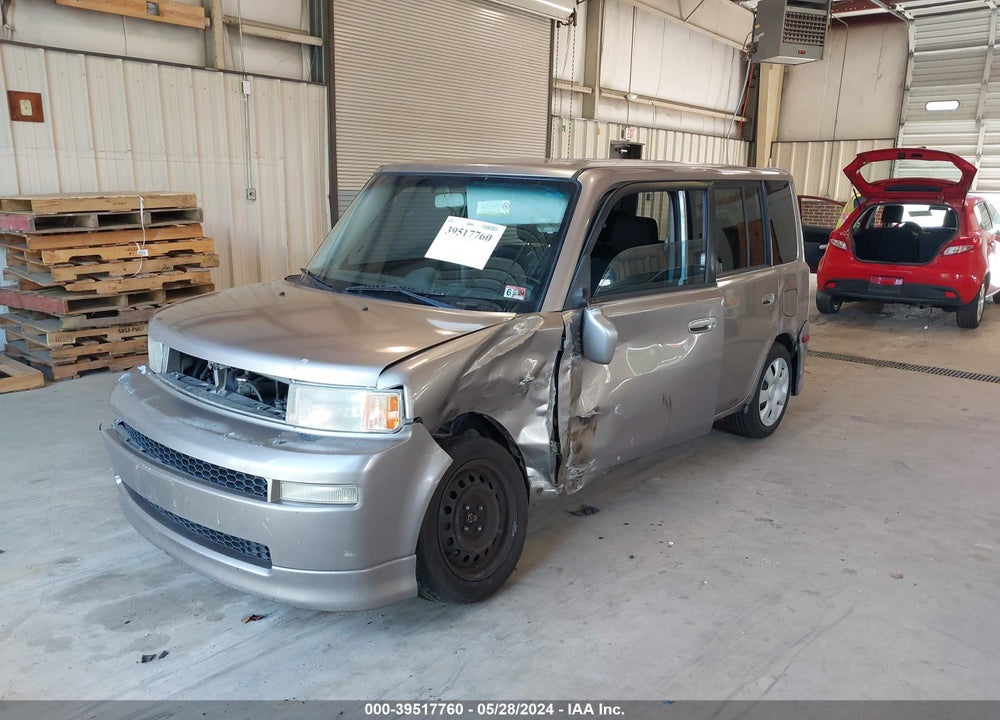 2005 SCION XB VIN: JTLKT324950205135