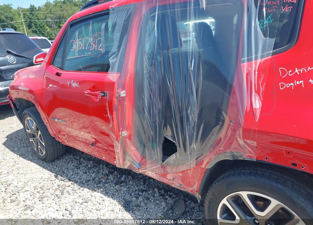 2017 JEEP RENEGADE LATITUDE 4X4 VIN: ZACCJBBBXHPF55967