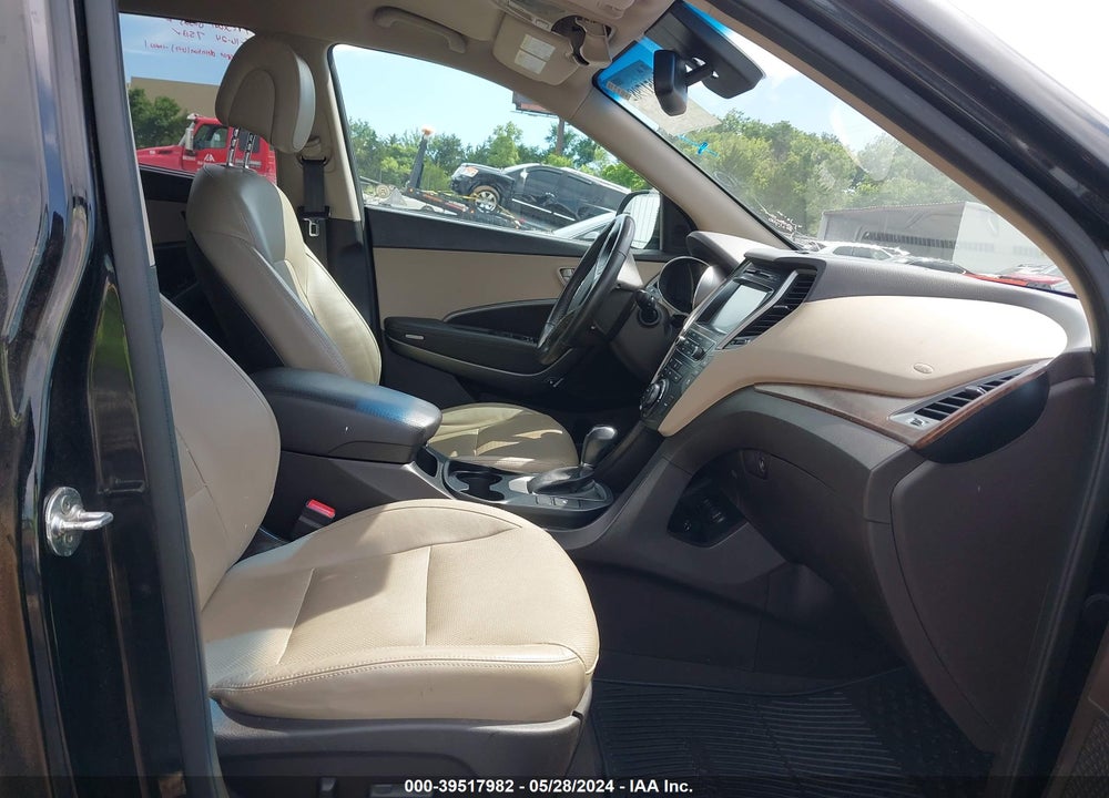 2017 HYUNDAI SANTA FE SE VIN: KM8SN4HF2HU206558