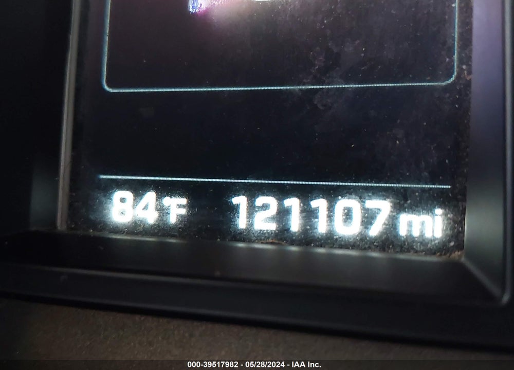 2017 HYUNDAI SANTA FE SE VIN: KM8SN4HF2HU206558