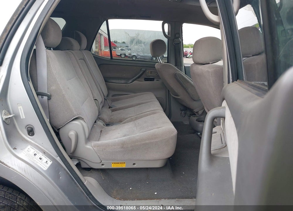 2001 TOYOTA SEQUOIA VIN: 5TDBT44A81S054705