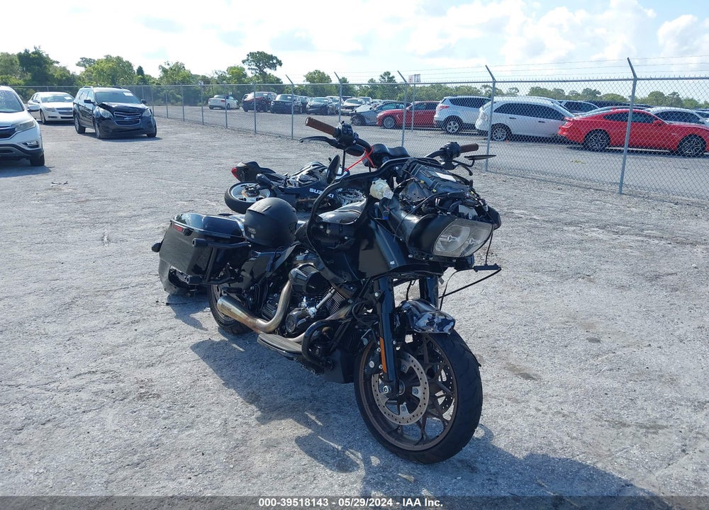 2023 HARLEY-DAVIDSON FLTRXST VIN: 1HD1ACL10PB663301