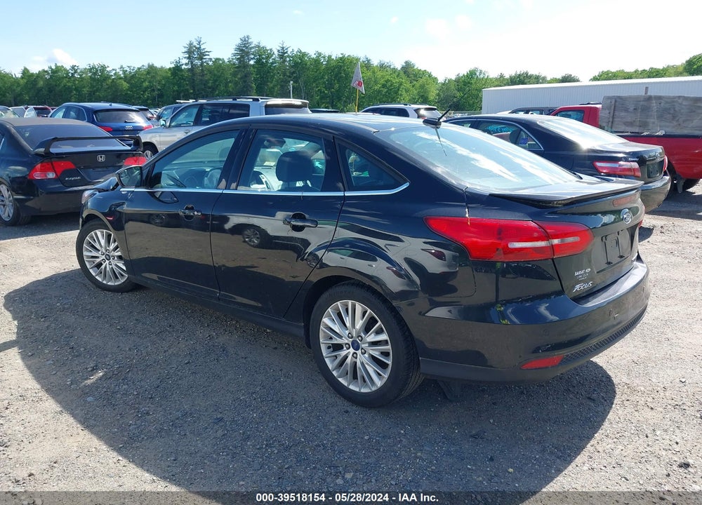 2015 FORD FOCUS TITANIUM VIN: 1FADP3J29FL377843