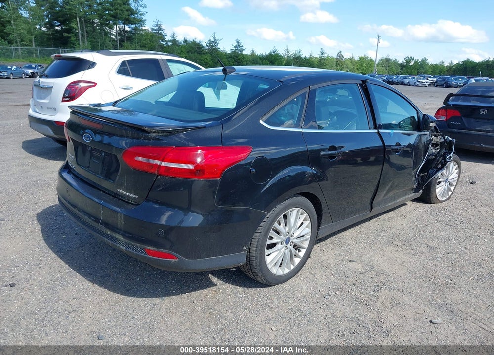 2015 FORD FOCUS TITANIUM VIN: 1FADP3J29FL377843