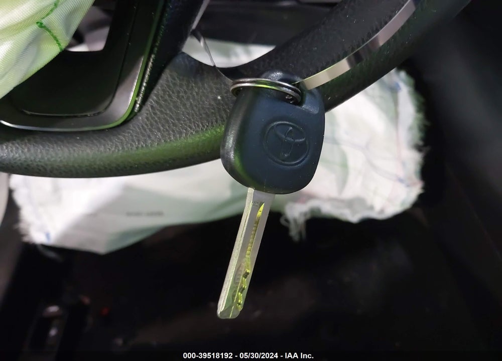 2020 TOYOTA COROLLA LE VIN: JTDEPRAE8LJ066746