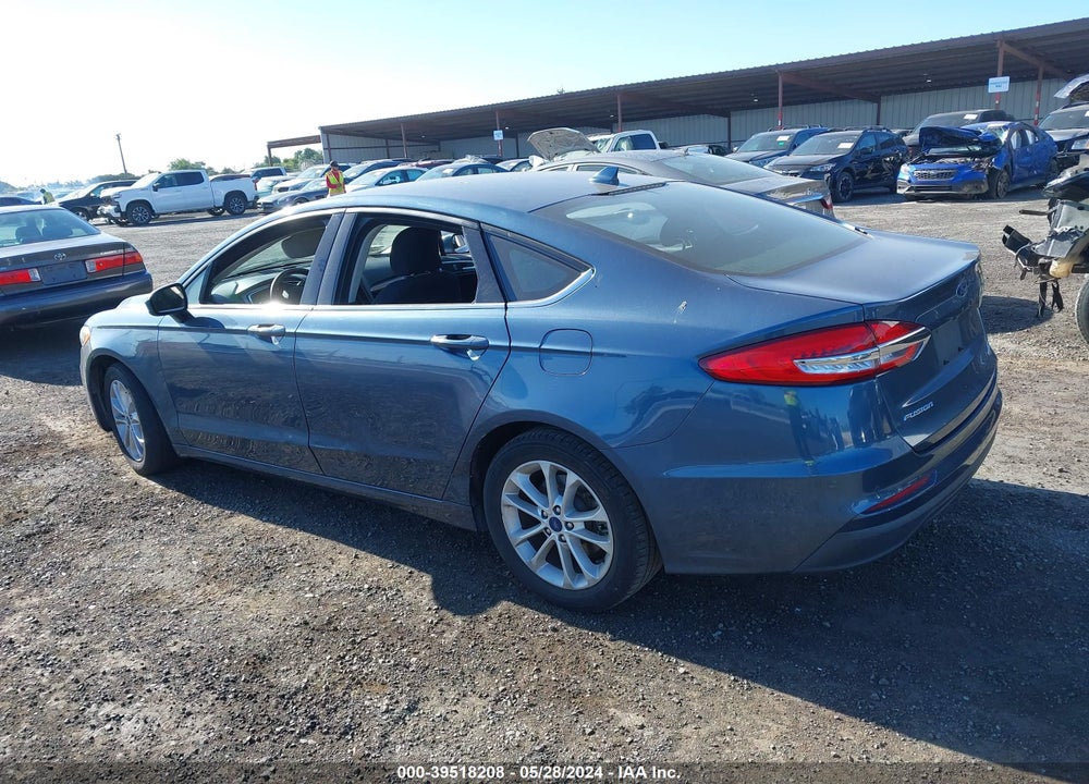 2019 FORD FUSION SE VIN: 3FA6P0HD4KR178662