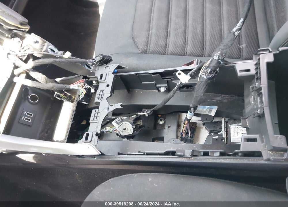 2019 FORD FUSION SE VIN: 3FA6P0HD4KR178662