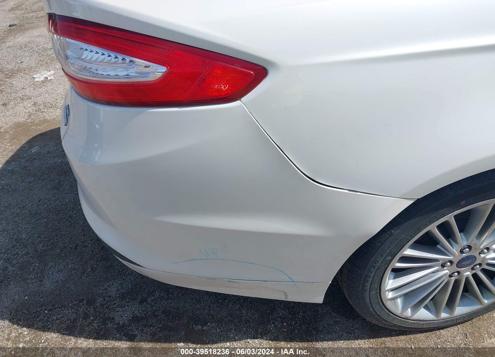 2015 FORD FUSION SE VIN: 3FA6P0HD0FR294236