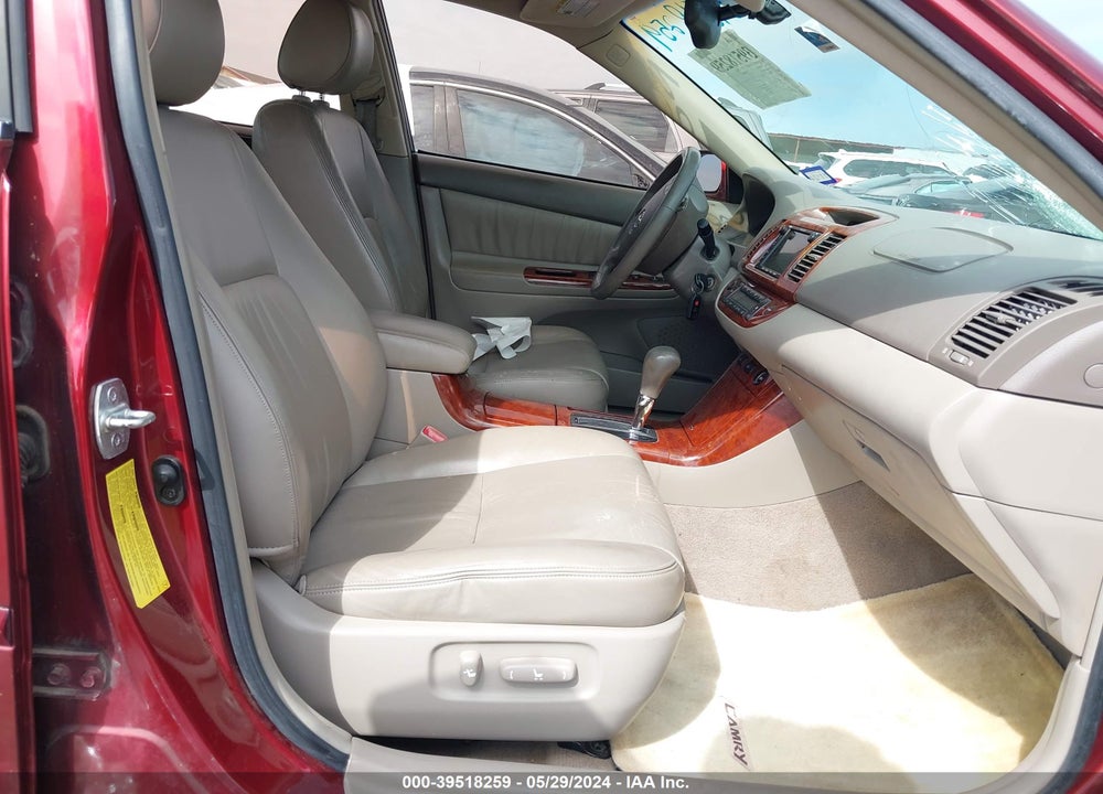 2005 TOYOTA CAMRY XLE V6 VIN: JTDBF30K650164029