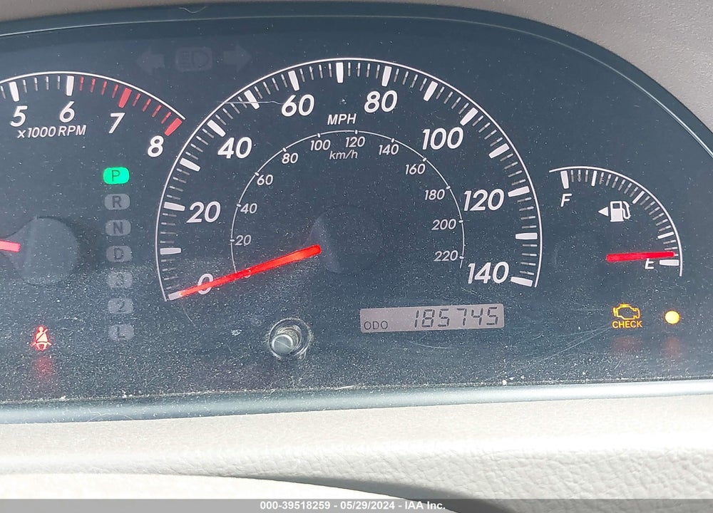 2005 TOYOTA CAMRY XLE V6 VIN: JTDBF30K650164029