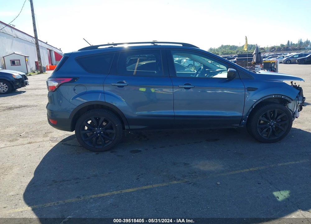 2018 FORD ESCAPE SE VIN: 1FMCU9GD4JUB31596
