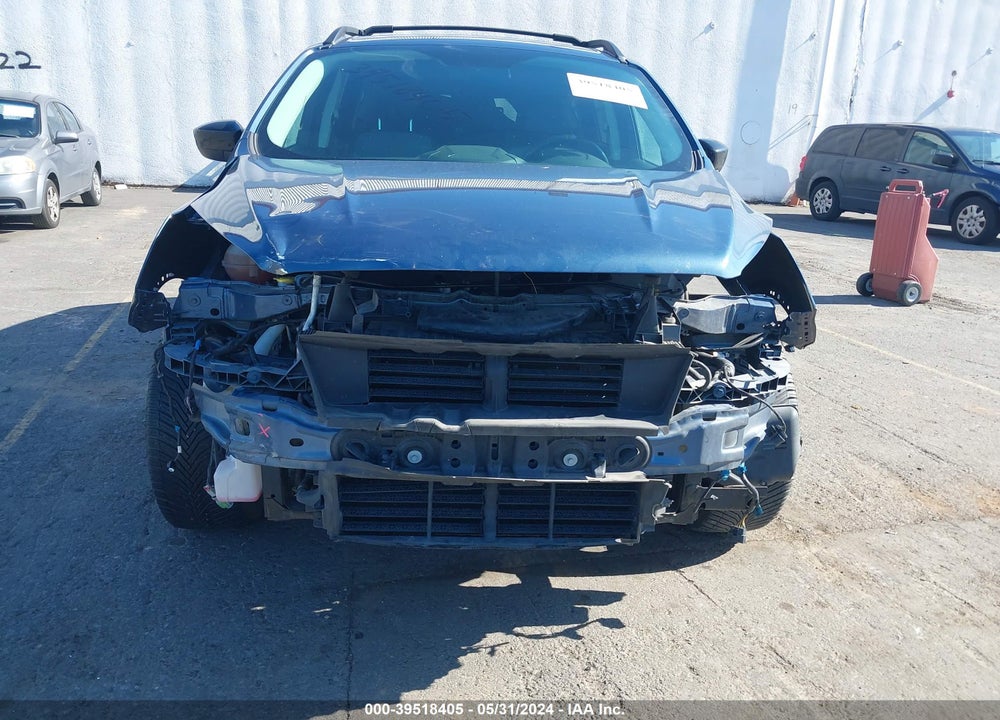 2018 FORD ESCAPE SE VIN: 1FMCU9GD4JUB31596