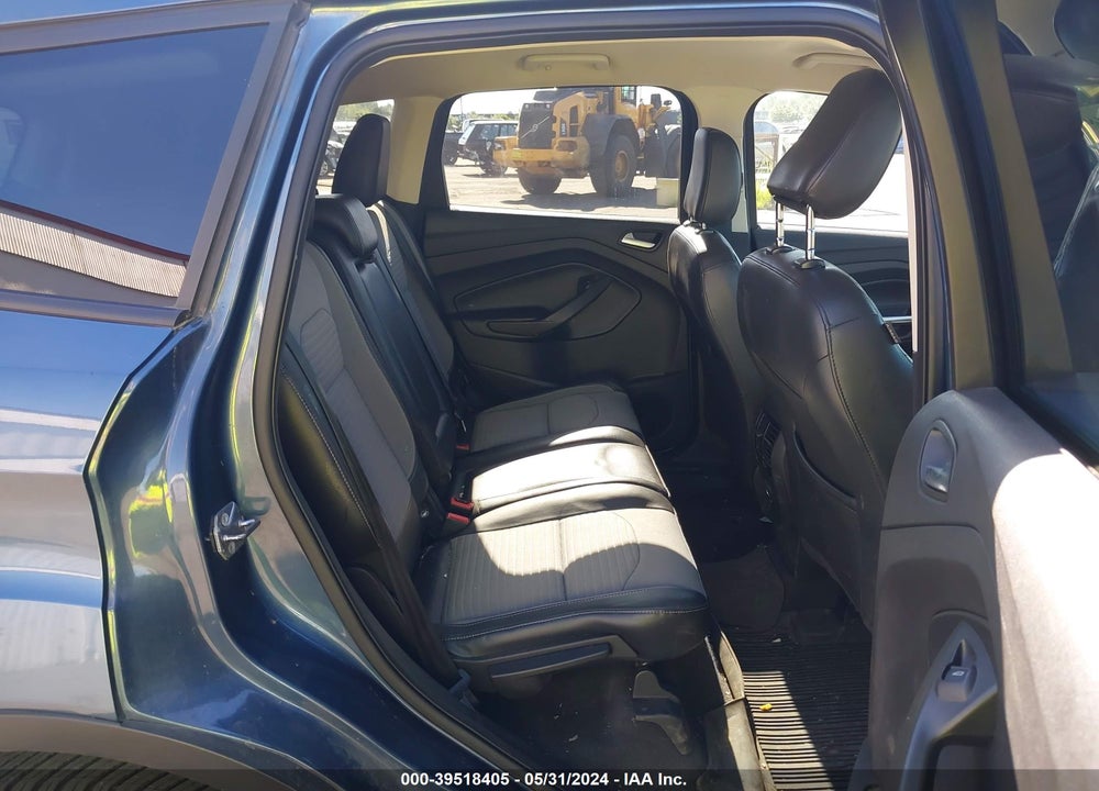 2018 FORD ESCAPE SE VIN: 1FMCU9GD4JUB31596