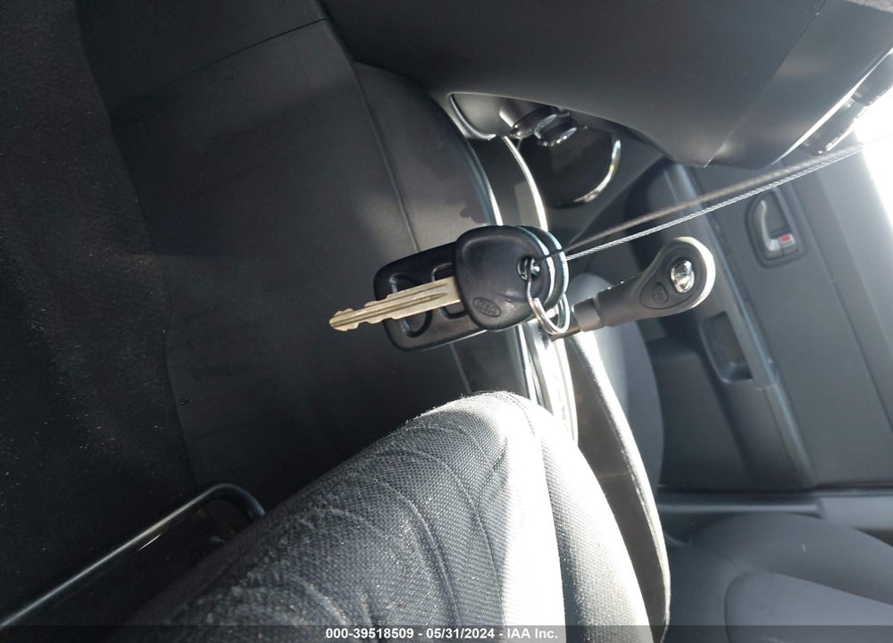 2010 KIA SOUL VIN: KNDJT2A2XA7701855