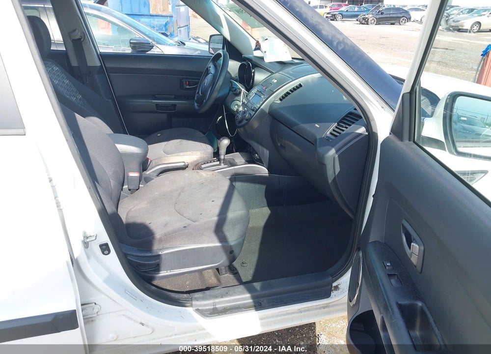 2010 KIA SOUL VIN: KNDJT2A2XA7701855