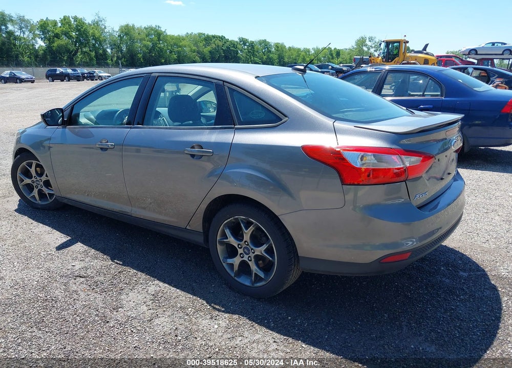 2014 FORD FOCUS SE VIN: 1FADP3F28EL298798
