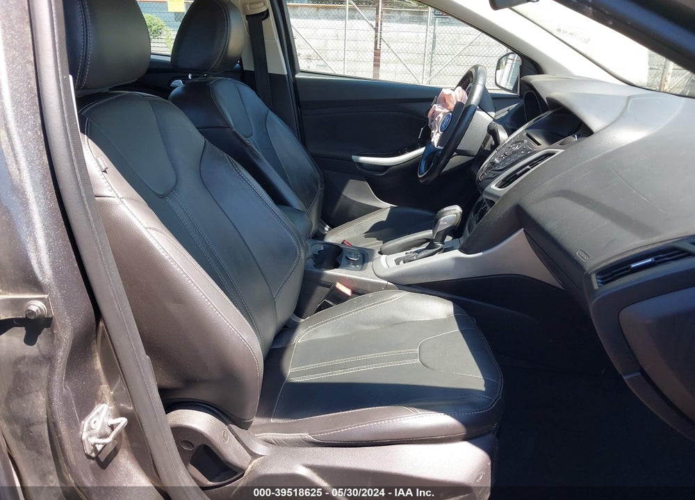 2014 FORD FOCUS SE VIN: 1FADP3F28EL298798