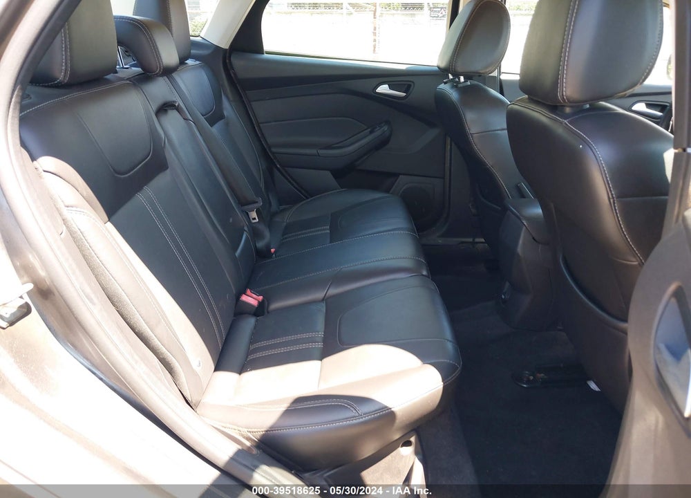 2014 FORD FOCUS SE VIN: 1FADP3F28EL298798