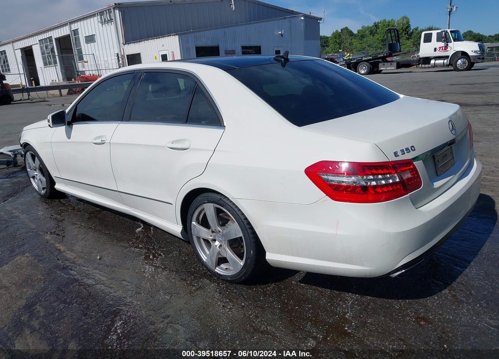 2011 MERCEDES-BENZ E 350 VIN: WDDHF5GB1BA475598