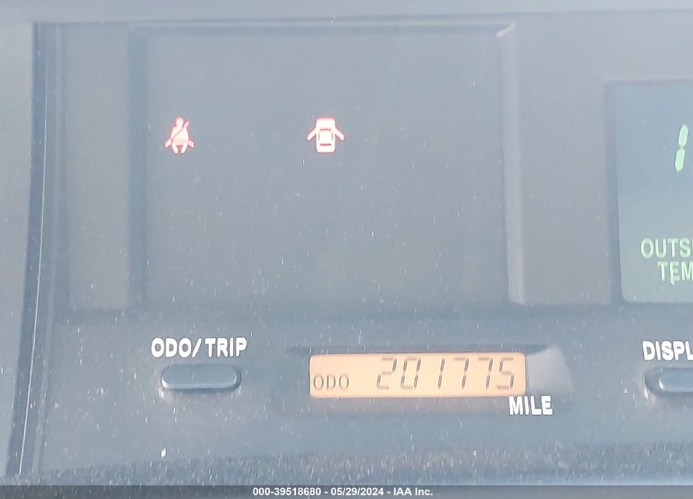 2000 TOYOTA AVALON XLS VIN: 4T1BF28B3YU031087