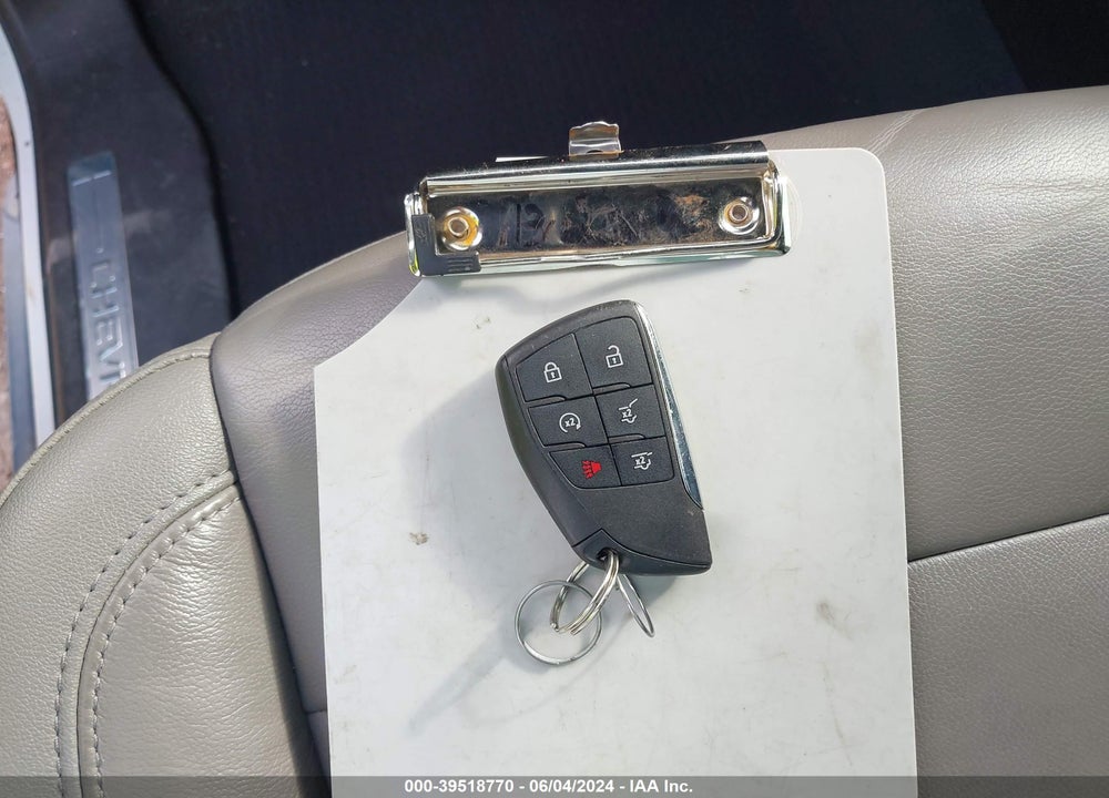 2021 CHEVROLET TAHOE 4WD LT VIN: 1GNSKNKD5MR396192