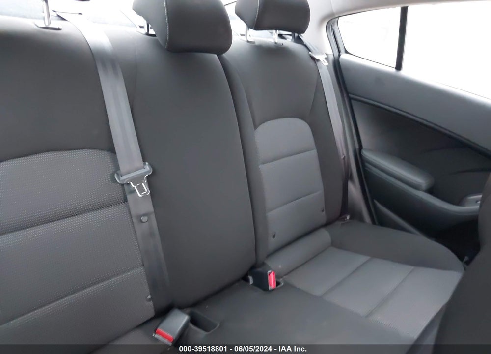 2017 KIA FORTE LX VIN: 3KPFK4A77HE128620