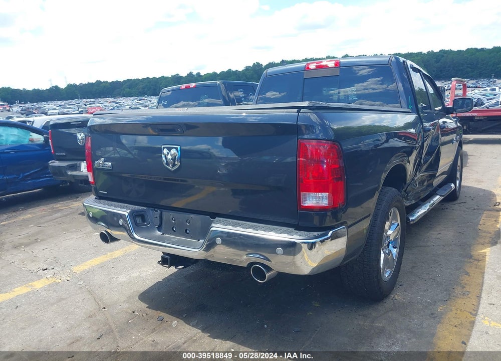 2017 RAM 1500 BIG HORN QUAD CAB 4X2 6'4 BOX VIN: 1C6RR6GT8HS744467