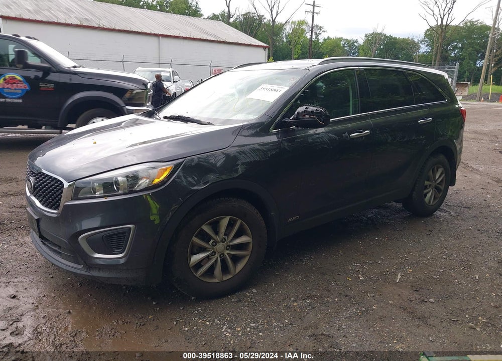 2016 KIA SORENTO 2.4L LX VIN: 5XYPGDA31GG166543
