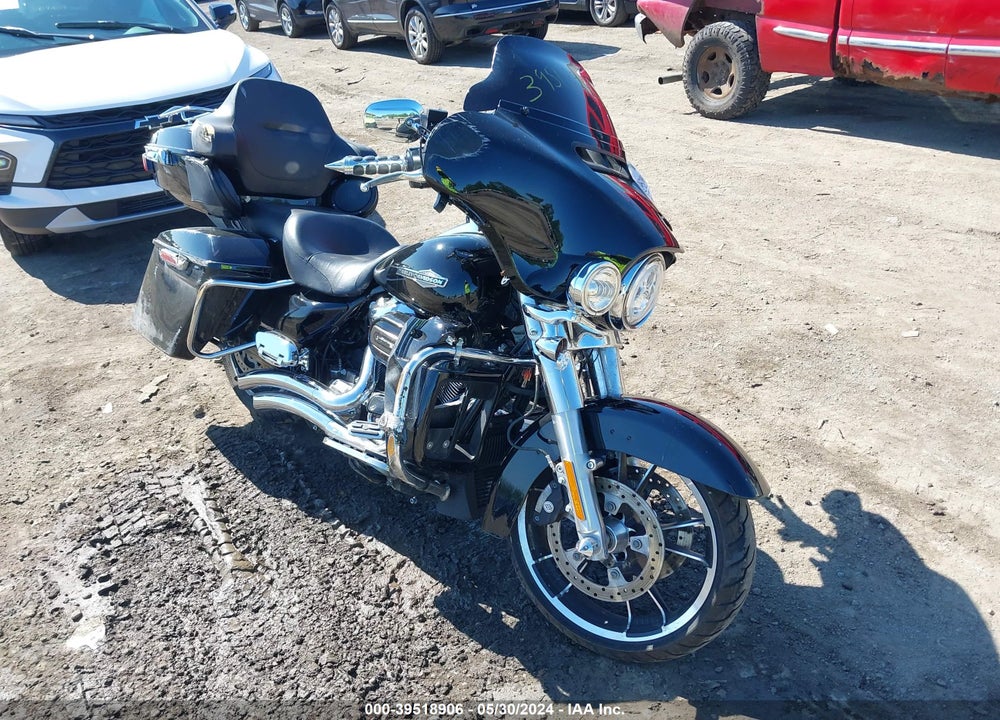 2021 HARLEY-DAVIDSON FLHX VIN: 1HD1KBC10MB615431