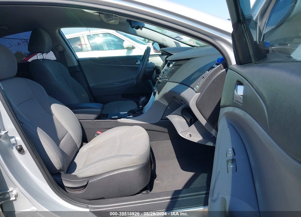 2014 HYUNDAI SONATA GLS VIN: 5NPEB4AC6EH834719