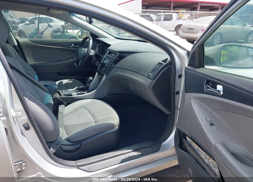 2013 HYUNDAI SONATA GLS VIN: 5NPEB4AC5DH522549