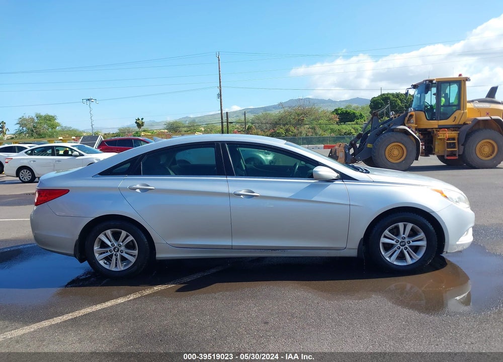 2013 HYUNDAI SONATA GLS VIN: 5NPEB4AC5DH522549