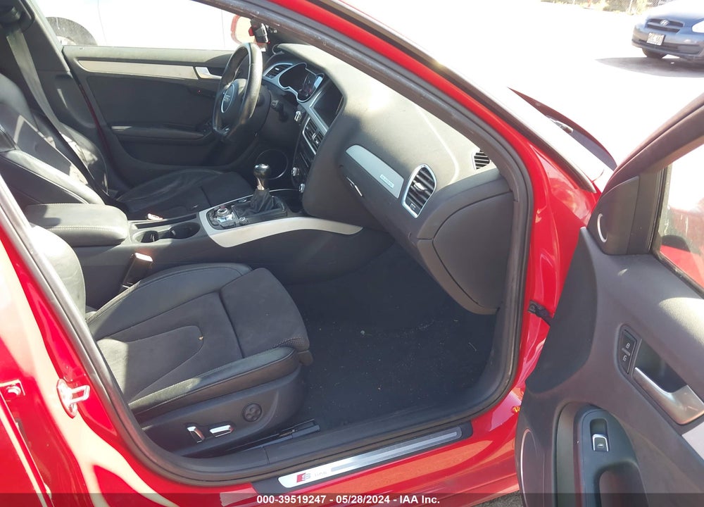 2014 AUDI A4 2.0T PREMIUM VIN: WAUMFAFL7EN027372