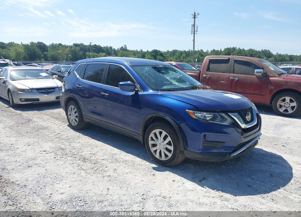 2018 NISSAN ROGUE S VIN: 5N1AT2MT4JC828883