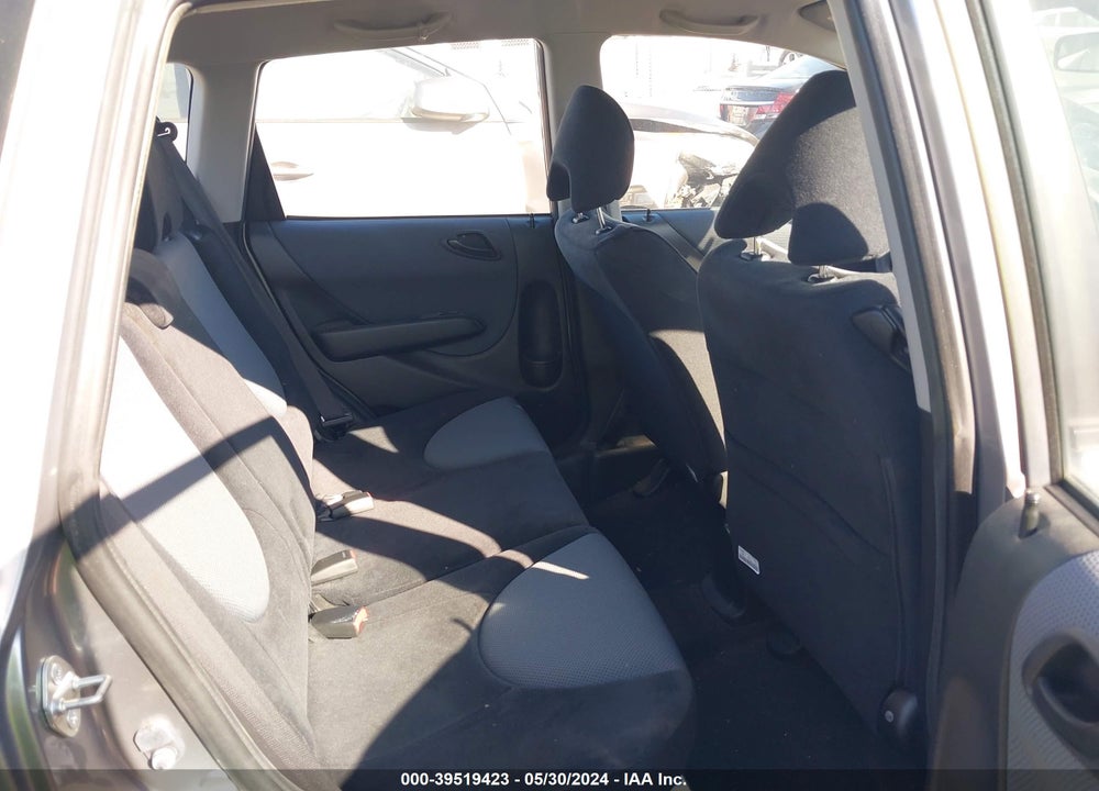 2008 HONDA FIT VIN: JHMGD38478S031739
