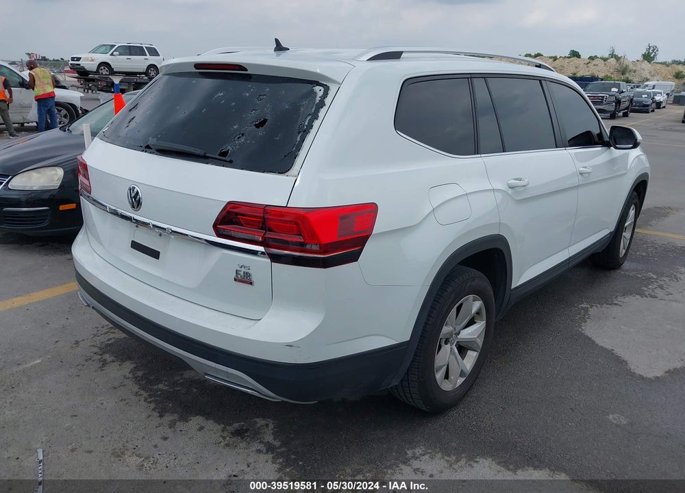 2018 VOLKSWAGEN ATLAS 3.6L V6 S VIN: 1V2AR2CA5JC543689
