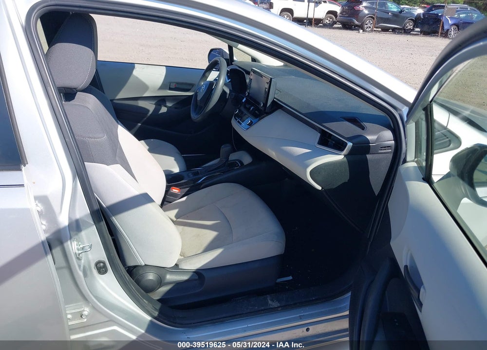 2022 TOYOTA COROLLA LE VIN: JTDEAMDE7N3012636